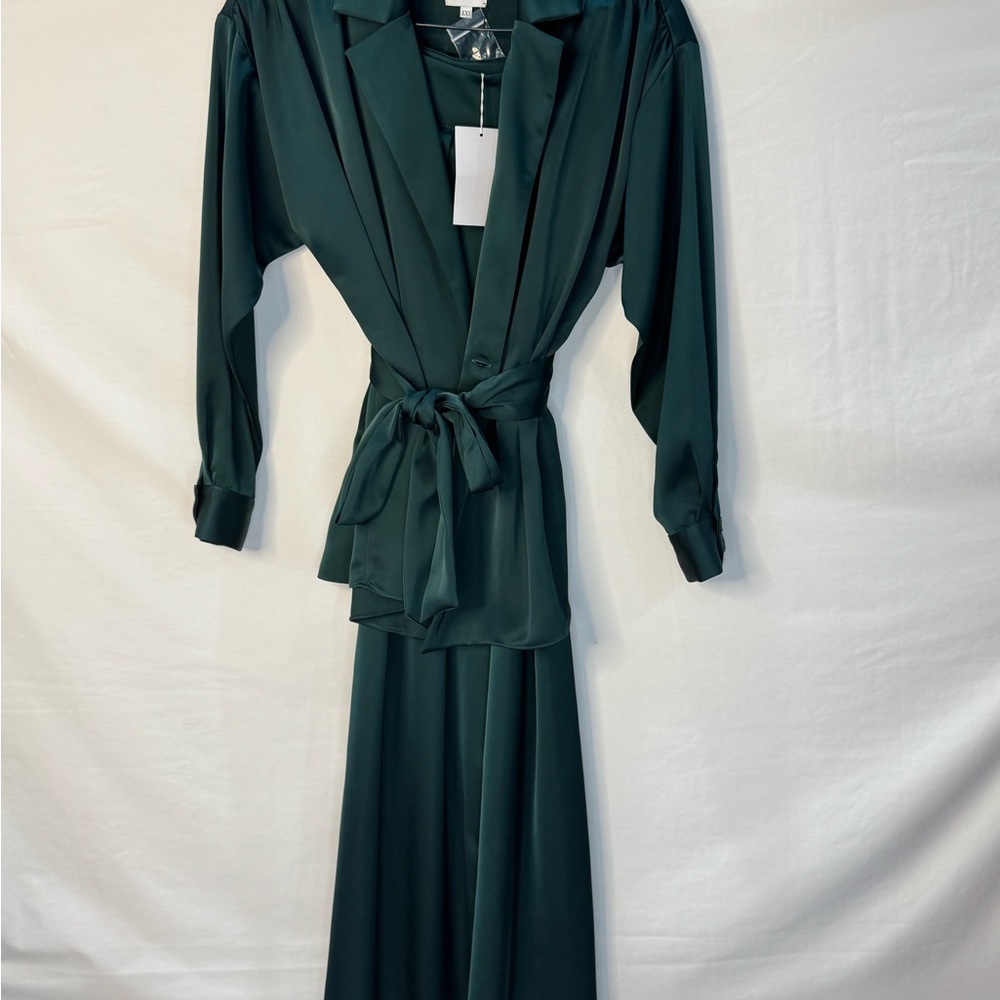 NWT MISA PANT SUIT Green Long Sleeve Jacket with Notched Collar and wide legged